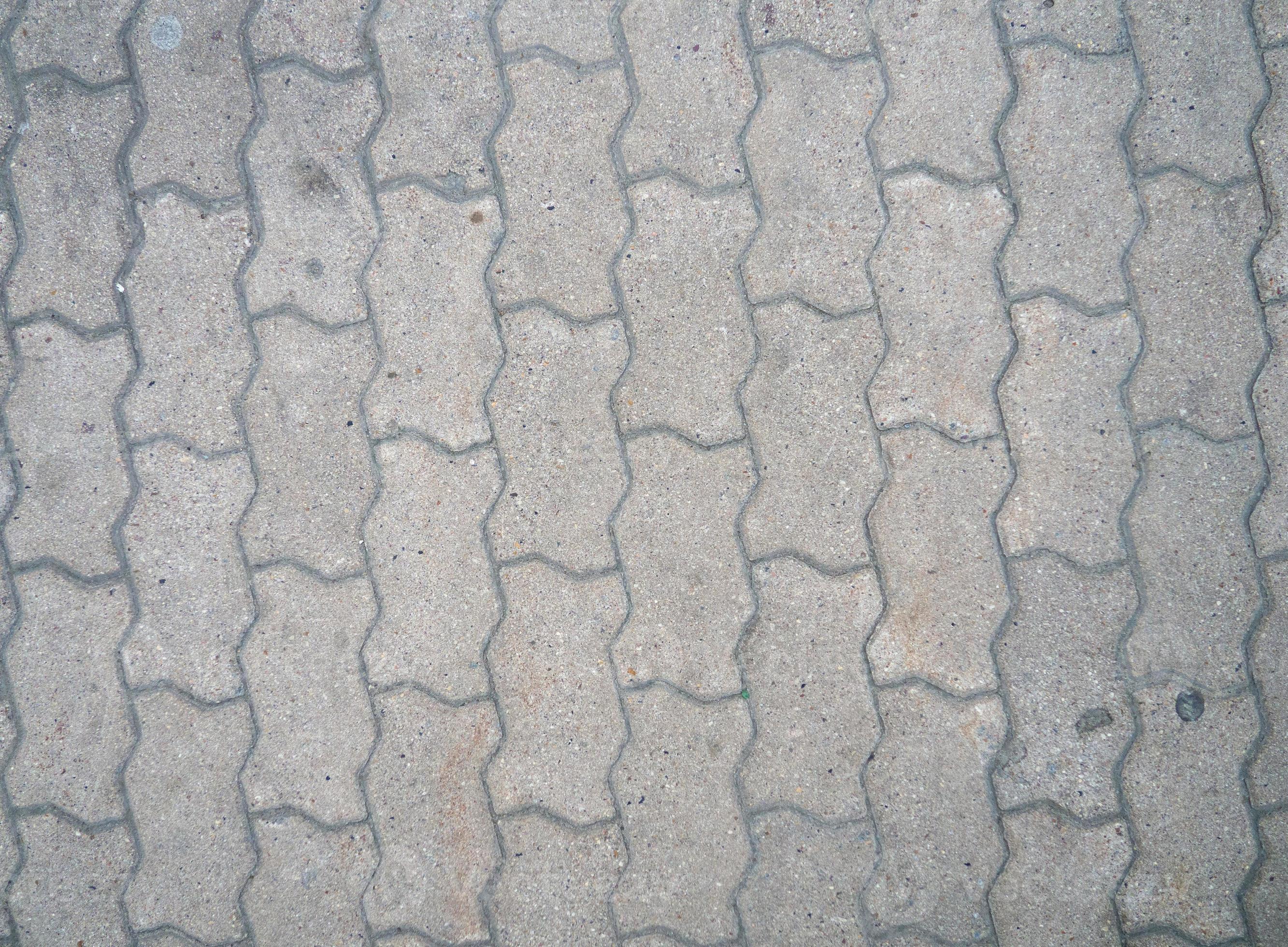 Precast concrete tile pattern